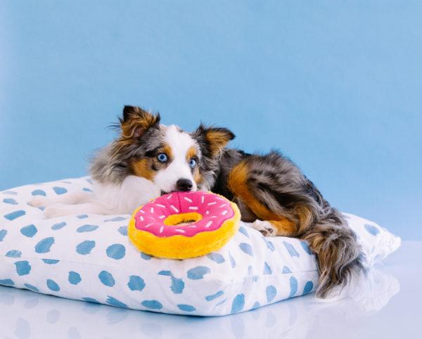 ZippyPaws Donut Strawberry 18 cm2